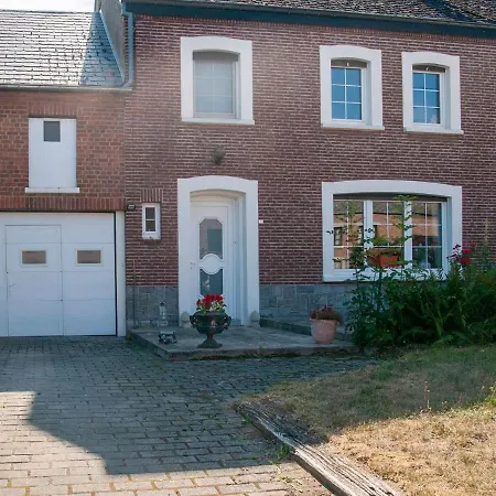 Ferienhaus Charming Holiday In Near Forest Houyet