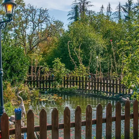 Ferienhaus Charming Holiday In Near Forest